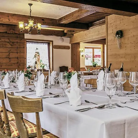 Berger Hotel *