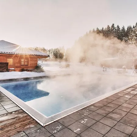Berger Hotel *